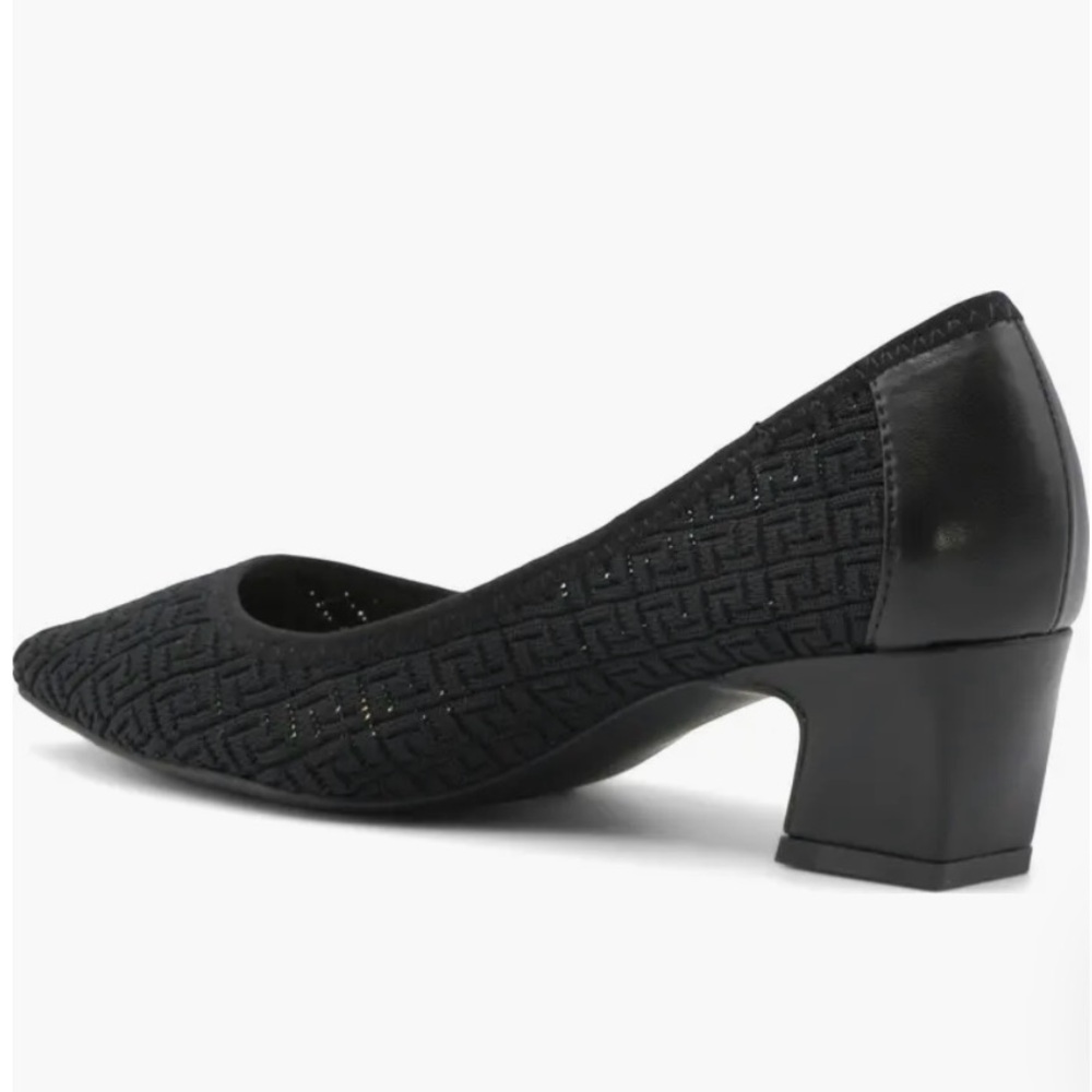 Adrienne Vittadini Stetch Knit Black Block Heel Size 10